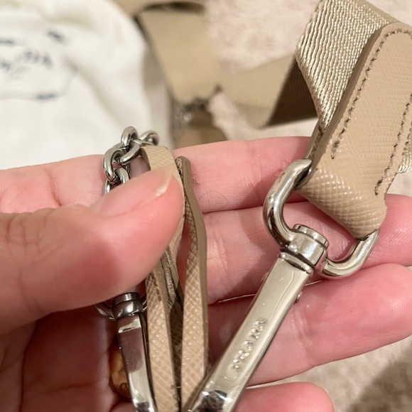 ❌ SOLD ❌ Prada Re-edition 2005 Re-nylon bag - Picture 8 of 14